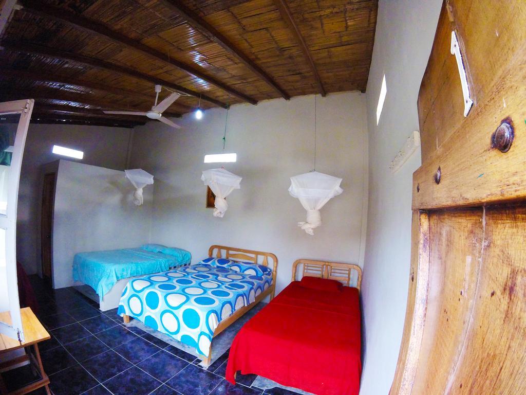 Montanita Garden Hostal Montañita Exterior foto