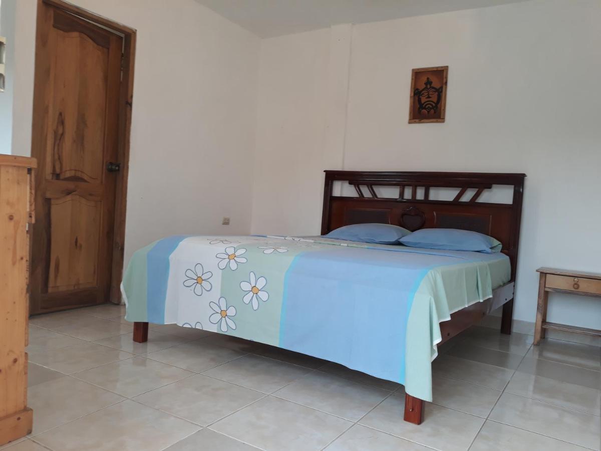 Montanita Garden Hostal Montañita Exterior foto